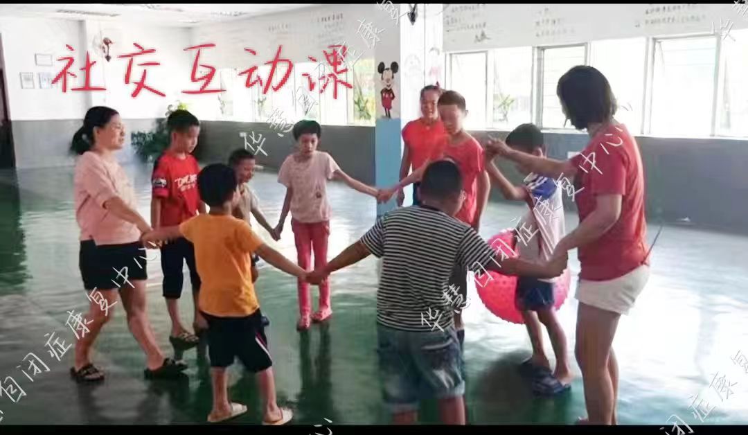 1-250GF933494R.jpg